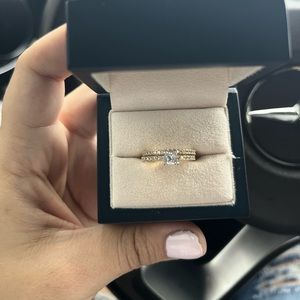 Blue Nile size 6 14K yellow gold (1/4 ct. tw.) 0.24 CT.